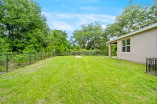 1261 Rainbow Rd SE, Palm Bay, FL 32909 - Photo 4