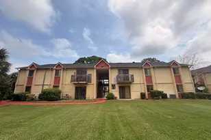 2100 Forest Knoll Dr NE, Palm Bay, FL 32905 - Photo 1
