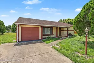 997 Mariposa Dr NE, Palm Bay, FL 32905 - Photo 2