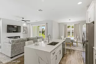 182 La Casa St SW, Palm Bay, FL 32908 - Photo 10