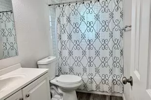1957 Glenwood Dr, Melbourne, FL 32935 - Photo 12