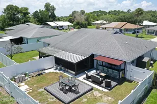 37 E Towne Pl, Titusville, FL 32796 - Photo 18