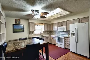 37 E Towne Pl, Titusville, FL 32796 - Photo 6