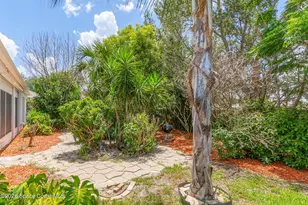 1883 Woodfield Cir, Melbourne, FL 32904 - Photo 28