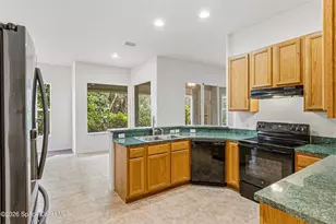 1883 Woodfield Cir, Melbourne, FL 32904 - Photo 8