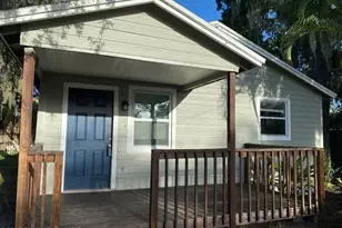 1907 Fletcher St, Melbourne, FL 32901 - Photo 2