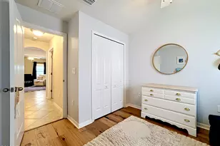 12033 Grand Kempston Dr, Gibsonton, FL 33534 - Photo 10
