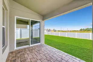 12033 Grand Kempston Dr, Gibsonton, FL 33534 - Photo 2