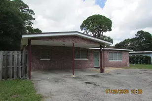 211 W Laila Dr, West Melbourne, FL 32904 - Photo 1