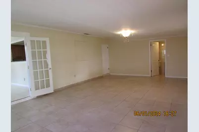 211 W Laila Drive, West Melbourne, FL 32904 - Photo 10