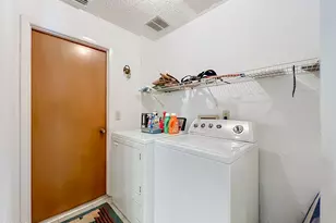132 Oak Lake Rd, Melbourne, FL 32901 - Photo 20