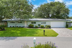 545 Seabreeze Dr, Indialantic, FL 32903 - Photo 44