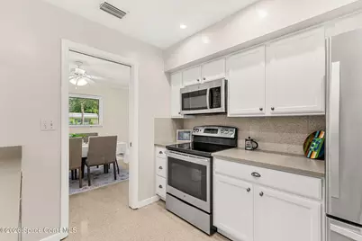 545 Seabreeze Drive, Indialantic, FL 32903 - Photo 16