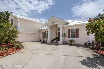 8756 96th Court, Vero Beach, FL 32967 - Photo 4