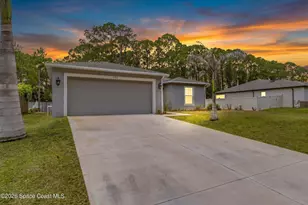 730 Scott Ave SW, Palm Bay, FL 32908 - Photo 4
