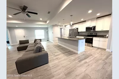 359 Wilton Avenue SW, Palm Bay, FL 32908 - Photo 6