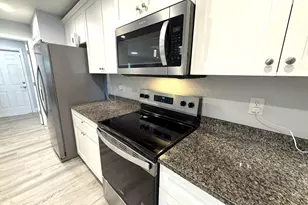 359 Wilton Ave SW, Palm Bay, FL 32908 - Photo 8