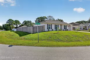 1207 Waffle St SE, Palm Bay, FL 32909 - Photo 2