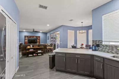 807 Jadestone Circle, Orlando, FL 32828 - Photo 8