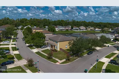 807 Jadestone Circle, Orlando, FL 32828 - Photo 2