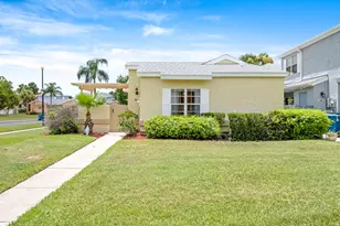 1445 Malibu Cir NE, Palm Bay, FL 32905 - Photo 2