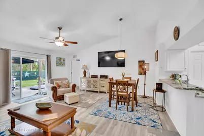 585 Sea Fury Avenue SW, Palm Bay, FL 32908 - Photo 6