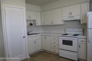651 Palm Dr, Satellite Beach, FL 32937 - Photo 6