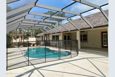596 Lake Ashley Circle, Melbourne, FL 32904 - Photo 26
