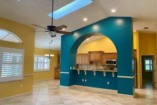 596 Lake Ashley Cir, Melbourne, FL 32904 - Photo 6