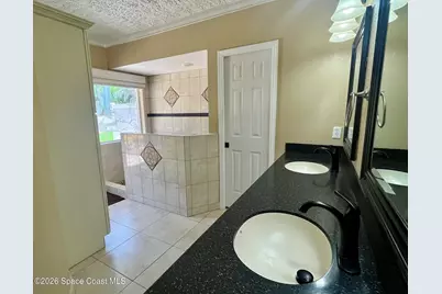 596 Lake Ashley Circle, Melbourne, FL 32904 - Photo 18