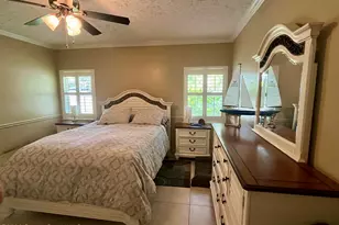 596 Lake Ashley Cir, Melbourne, FL 32904 - Photo 16