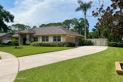 596 Lake Ashley Circle, Melbourne, FL 32904 - Photo 32