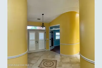 596 Lake Ashley Circle, Melbourne, FL 32904 - Photo 8