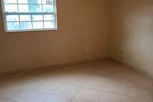131 Bristol Ct, Melbourne, FL 32935 - Photo 6