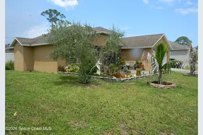 811 Avalon Street SE, Palm Bay, FL 32909 - Photo 2