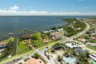 292 Sand Dollar Rd, Indialantic, FL 32903 - Photo 4