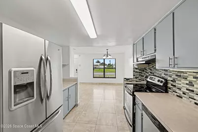2292 Lakeview Drive, Melbourne, FL 32935 - Photo 6