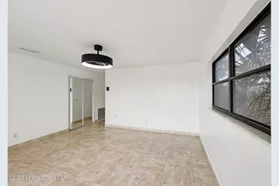 2292 Lakeview Drive, Melbourne, FL 32935 - Photo 2