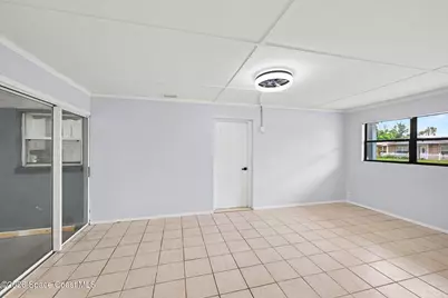 2292 Lakeview Drive, Melbourne, FL 32935 - Photo 4