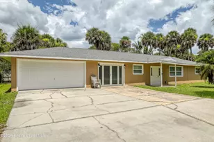 215 Pelican Dr, Melbourne Beach, FL 32951 - Photo 1