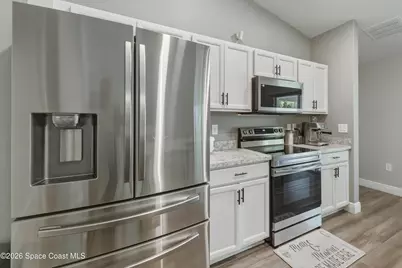 270 Buzby Street SE, Palm Bay, FL 32909 - Photo 12