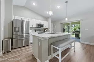 270 Buzby St SE, Palm Bay, FL 32909 - Photo 8
