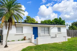 346 Crown Blvd, Melbourne, FL 32901 - Photo 1