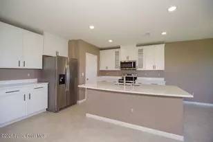 5022 Alabaster Dr, Grant-Valkaria, FL 32949 - Photo 6
