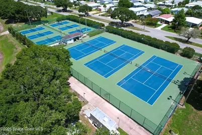 912 Oriole Circle, Barefoot Bay, FL 32976 - Photo 24