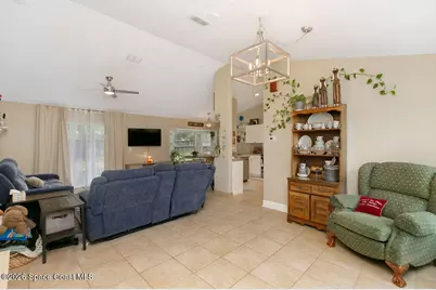 54 Pennsylvania Lane, Palm Coast, FL 32164 - Photo 6