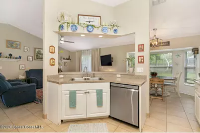 54 Pennsylvania Lane, Palm Coast, FL 32164 - Photo 10