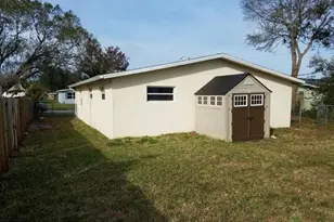 2559 Locksley Rd, Melbourne, FL 32935 - Photo 10