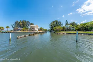 47 Vip Is, Grant-Valkaria, FL 32949 - Photo 2