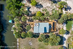 47 Vip Is, Grant-Valkaria, FL 32949 - Photo 18